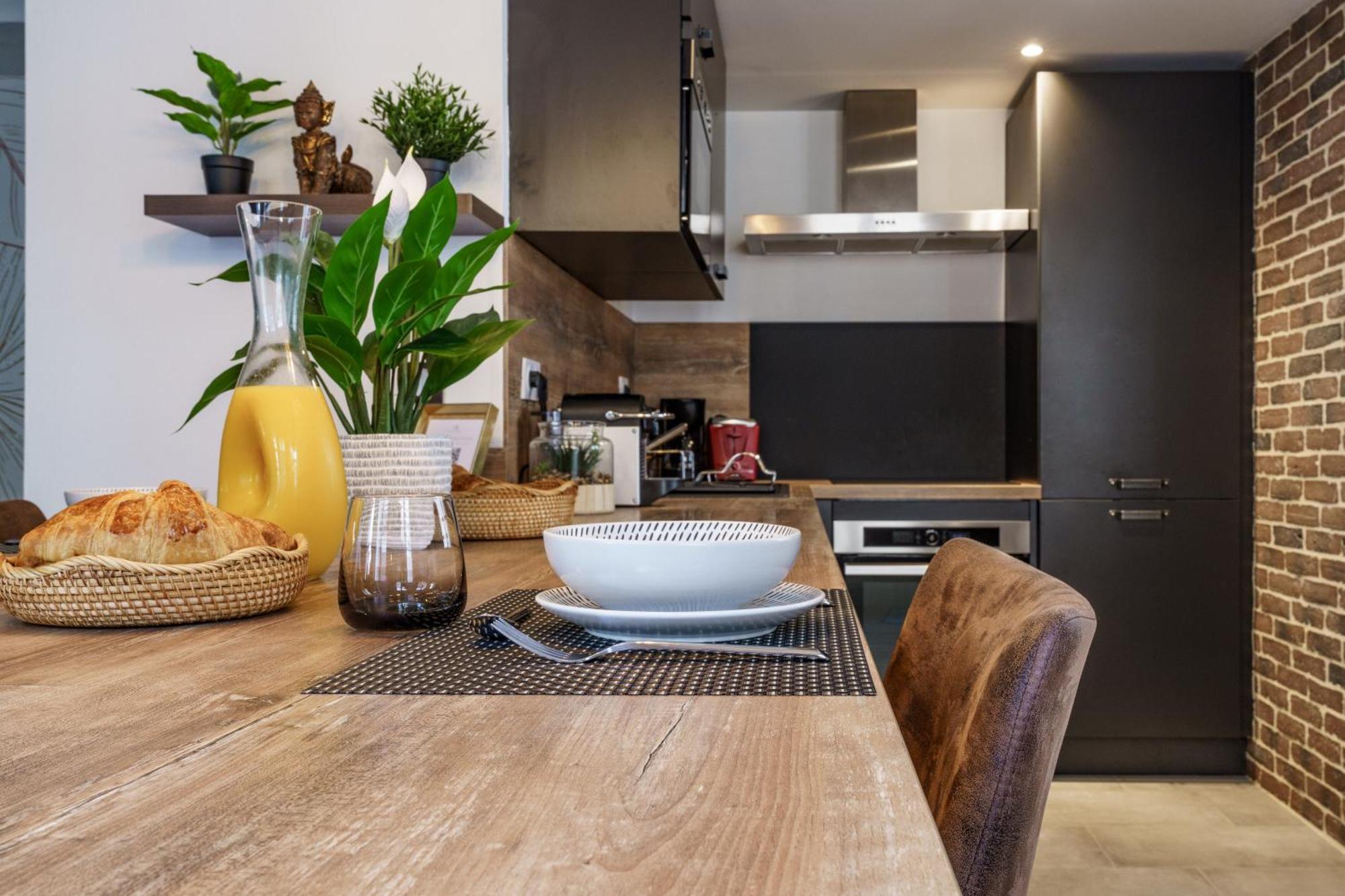 Le Baleschoux - Parking - Prestiplace Collection Τουρ Εξωτερικό φωτογραφία